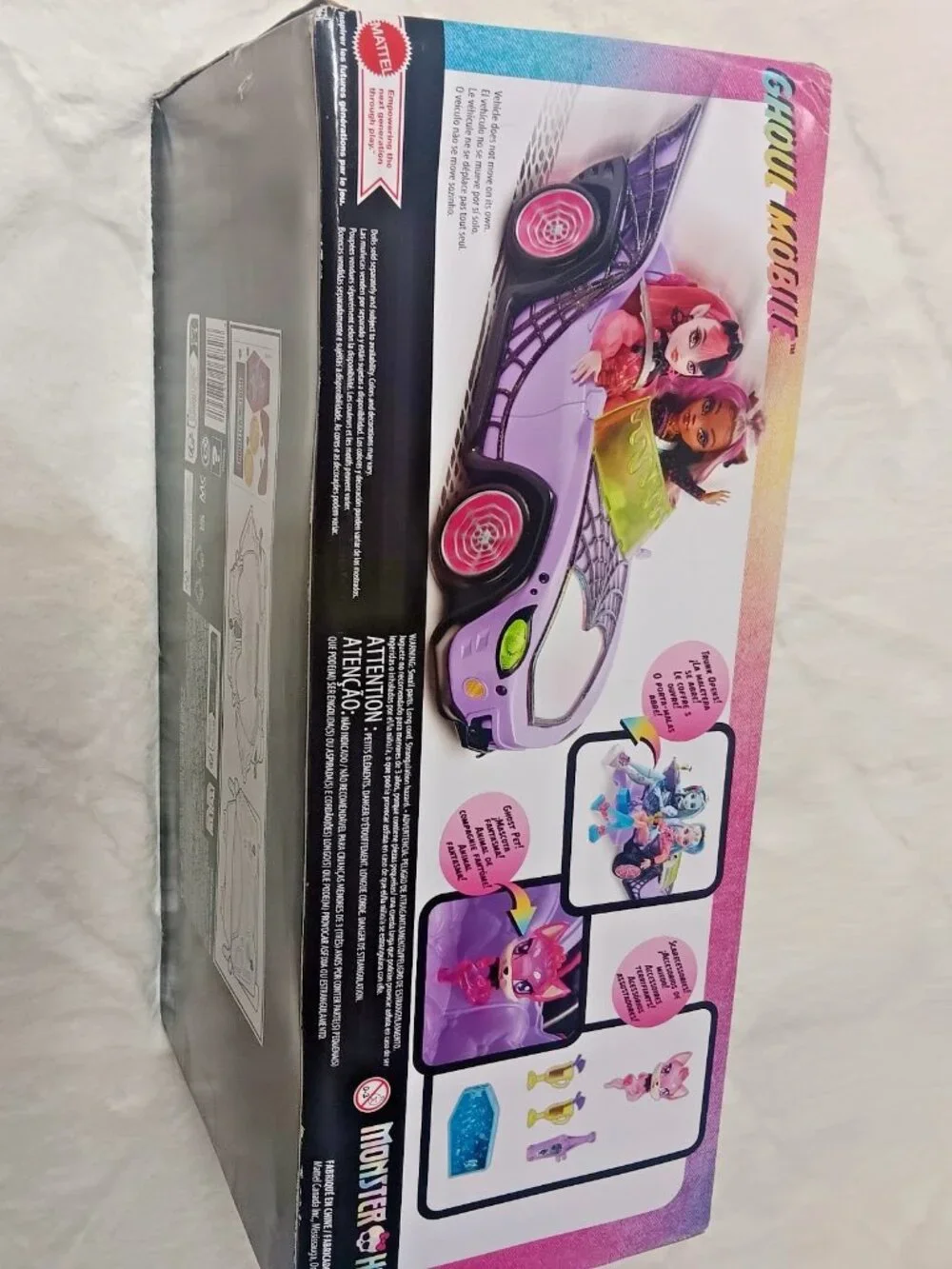 Monster High 2022 Ghoul Mobile Accessories Included - NIB (box has mild wear)